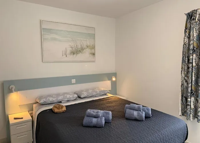 Location C, Americas, Pool View Sunny Wifi Apartman Playa de las Américas