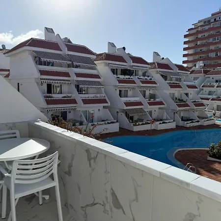 Location, Americas, Pool View Sunny Wifi C *